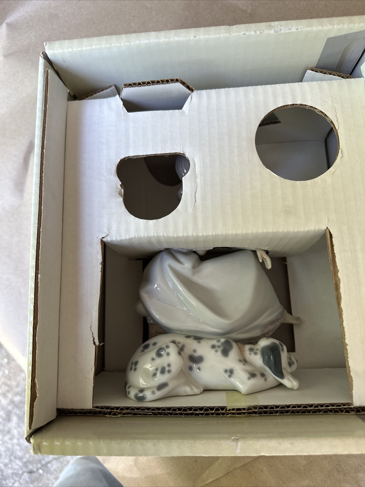 Lladro 05466 Chit Chat Girl On Phone With Dalmatian Dog, Artist Signed,Mint,￼Box