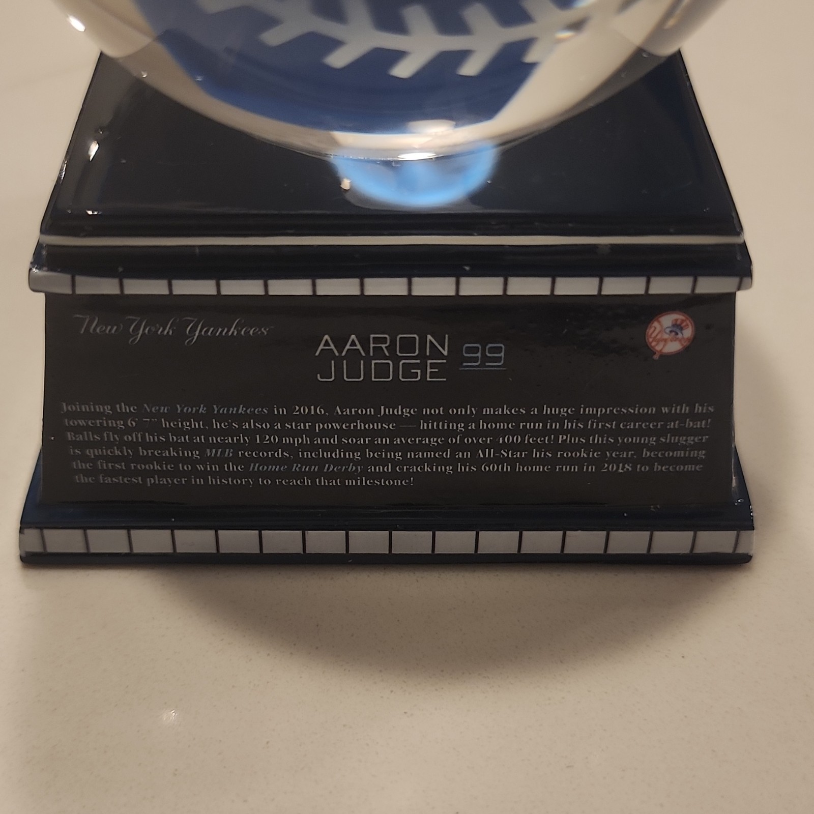 Aaron Judge Yankees Laser-Etched Glass Sculpture Limite…