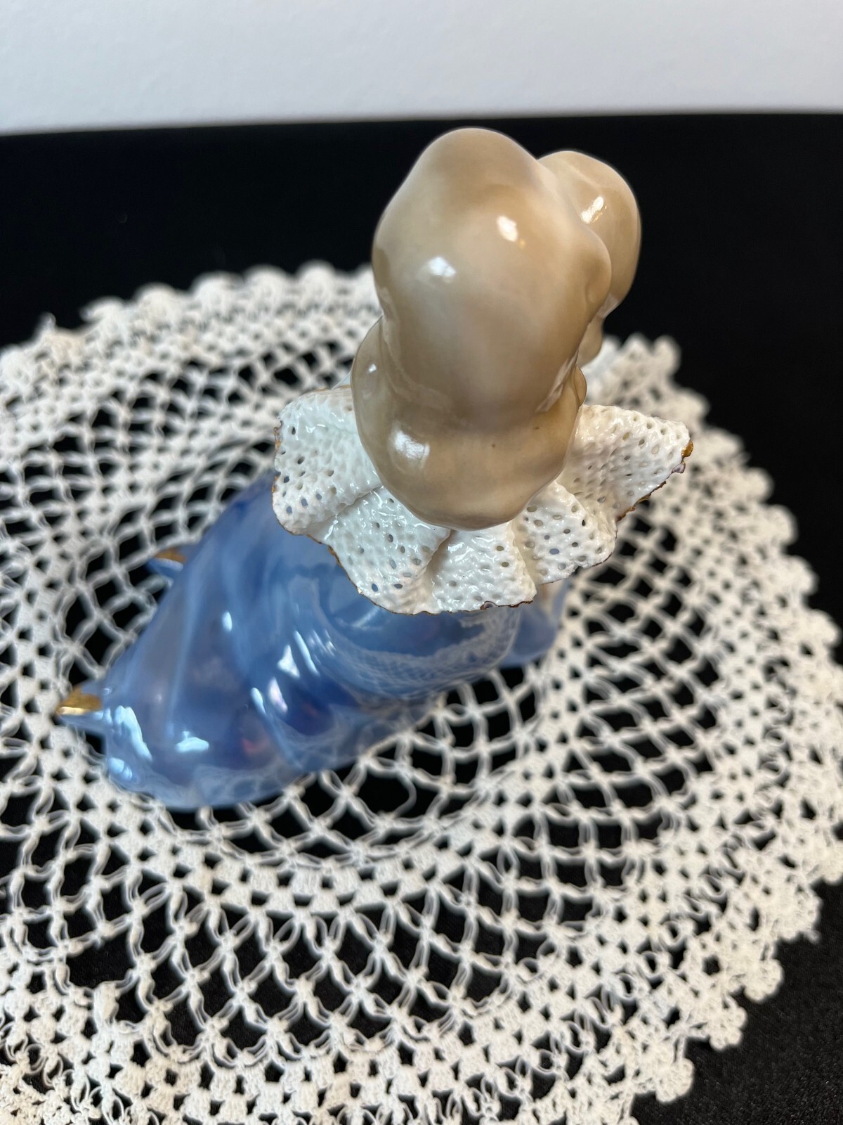 Vintage Romanian Porcelain Figurine – Mother and Daughter with Lace Collar