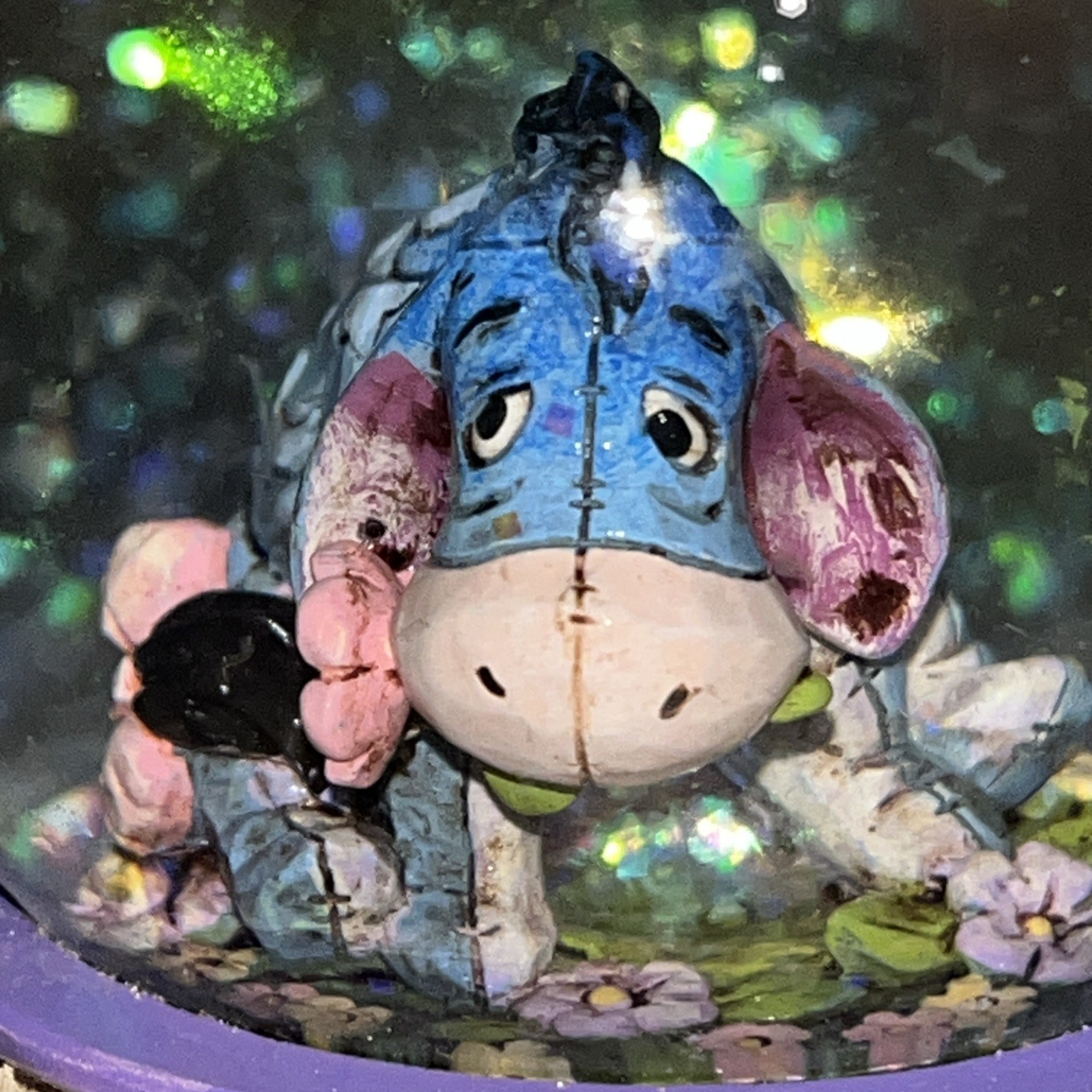 Disney Showcase Collection Eeyore Gloom to Bloom Glitter Snowglobe 4015351