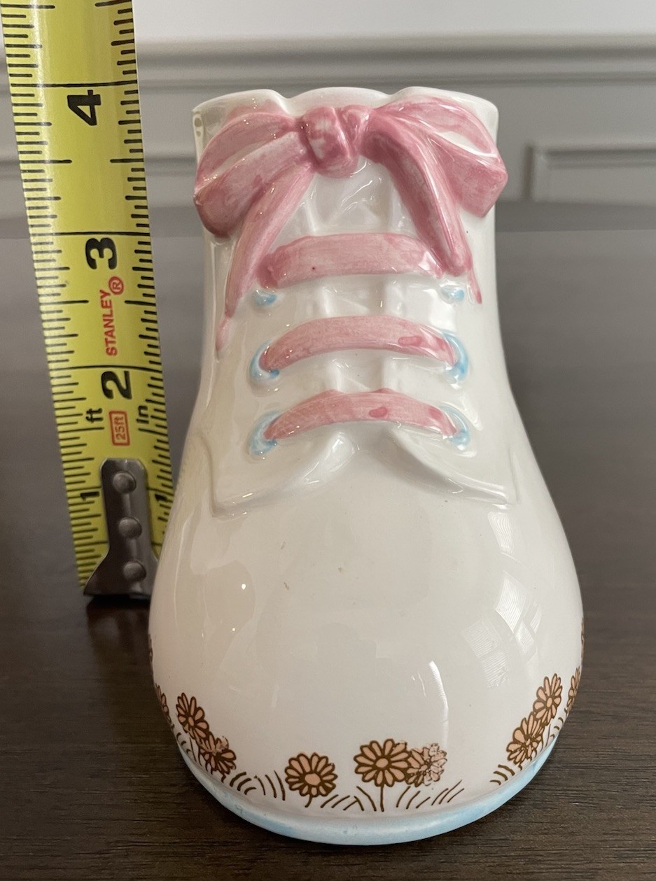 Vintage Wolfpit Enterprises 1976 Ceramic Baby Shoe Butterfly Snail Child Motif