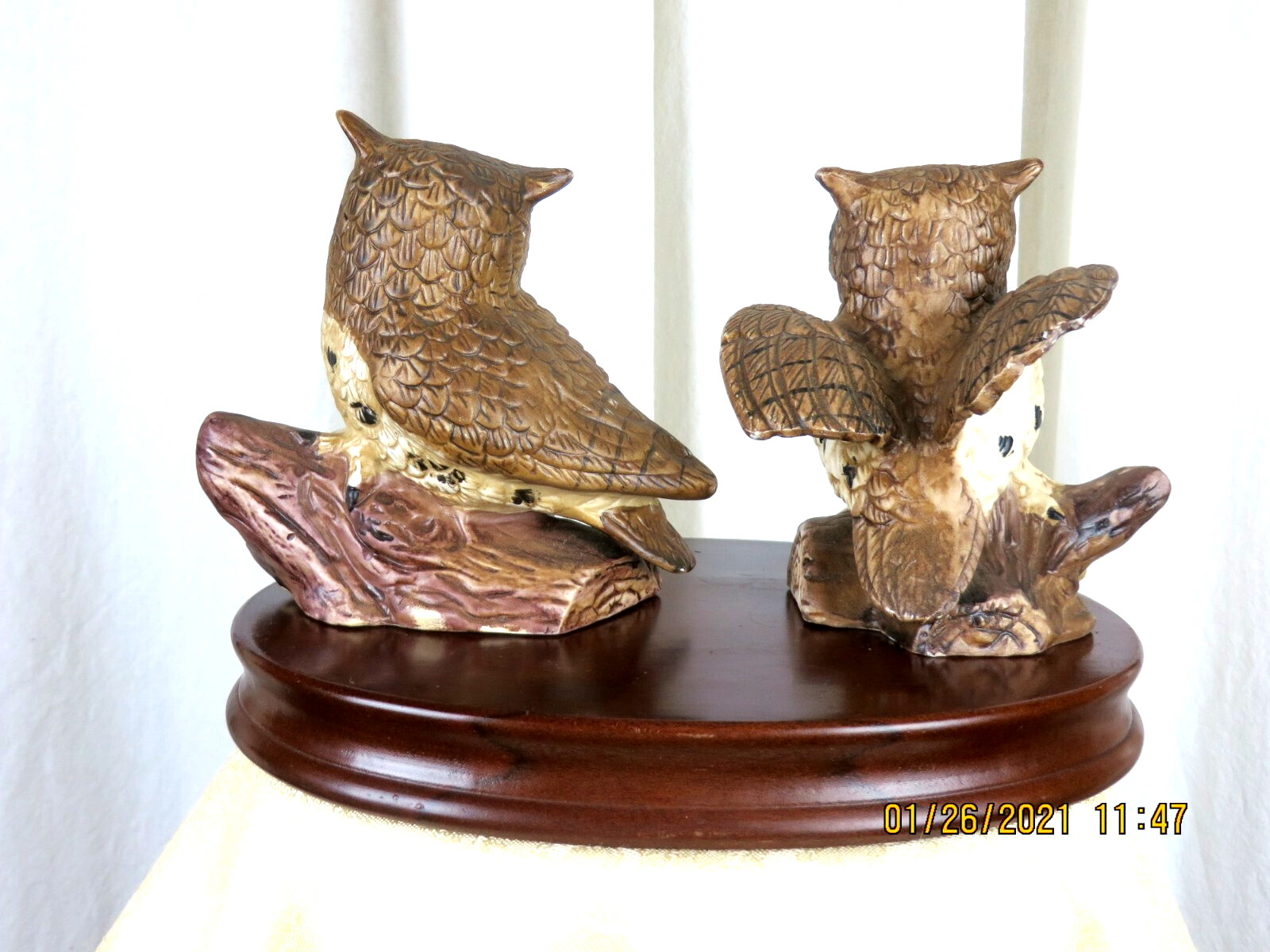UNBRANDED Unglazed Matte 2 Figurines of 2 Owls Chamoisee Brown White 5″ Tall