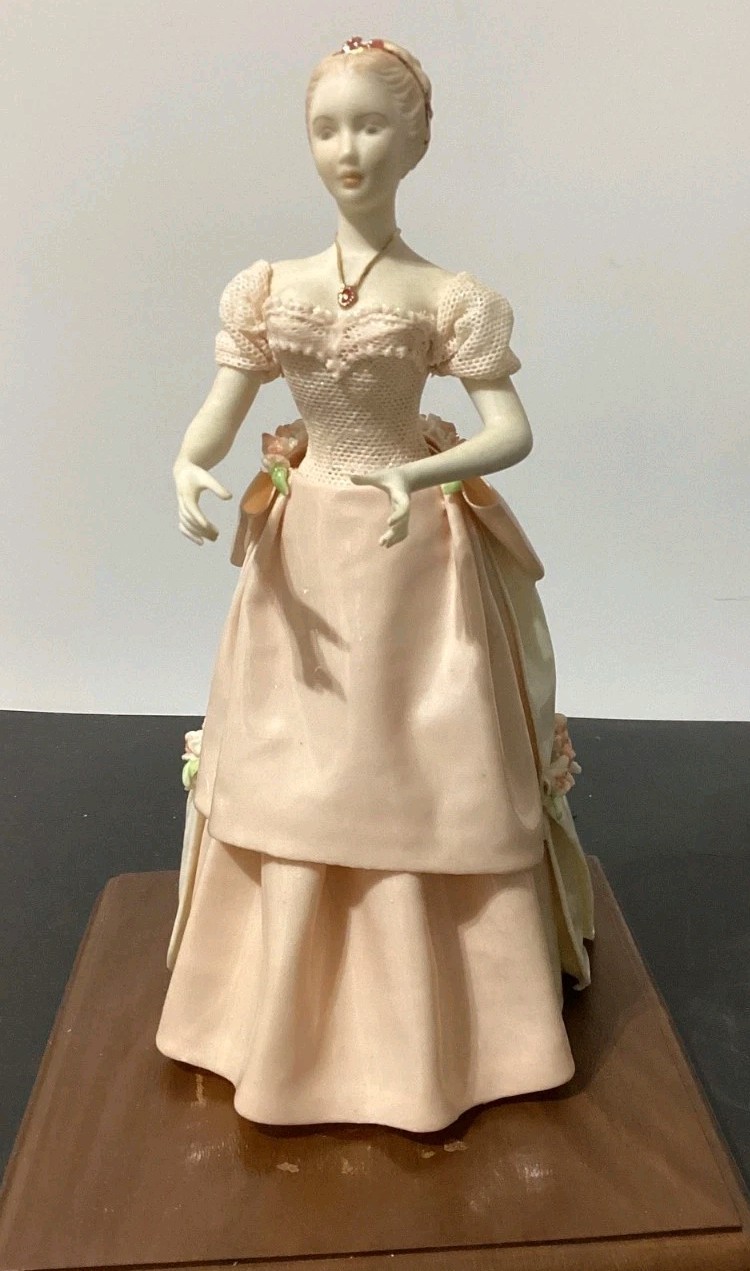 Connie Creighton -Comerford Four Seasons Series Porcelain Lace Figurine 54/200