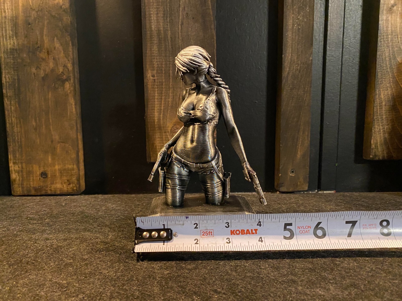 LARA CROFT statue Tomb Raider 6inches Tall