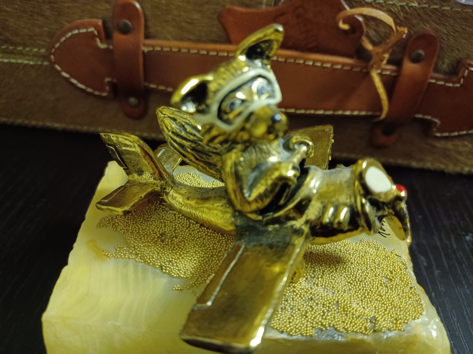 RARE Vtg Ron Lee Airplane Wolf coyote 24k Gold Plated Brass Figurine onyx base