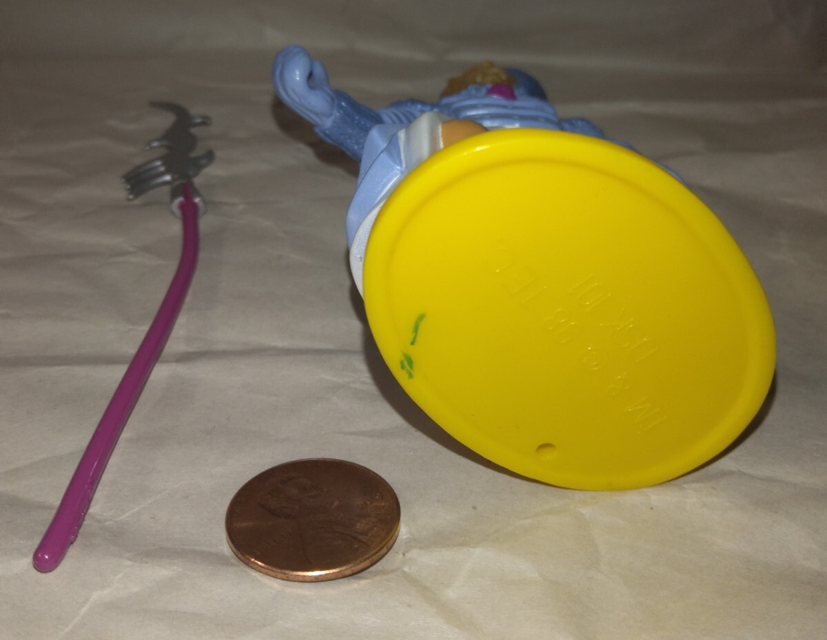 Wizard of Oz WINKIE GUARD (LION) Toy Figure w/SPEAR STAFF Yellow Brick Road RARE