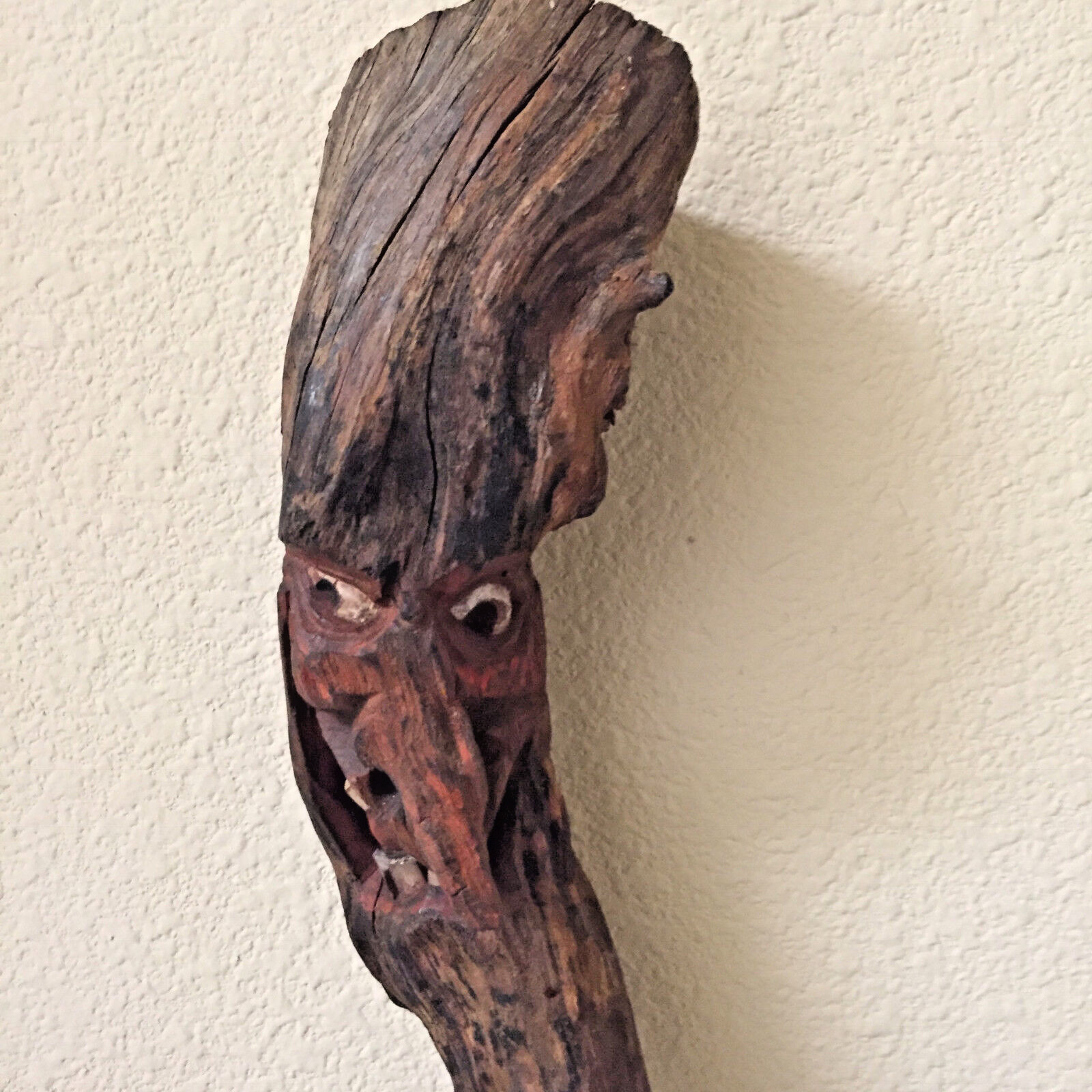 Vintage Face with a Smile Wood Carved from a Single Piece of Wood – L195