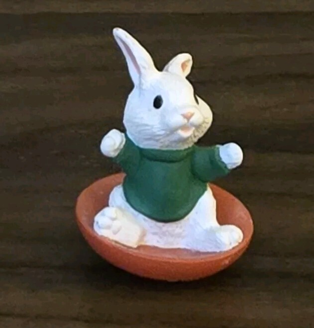 Hallmark Merry Miniature Rabbit on Sled Bunny 1992 Sledding
