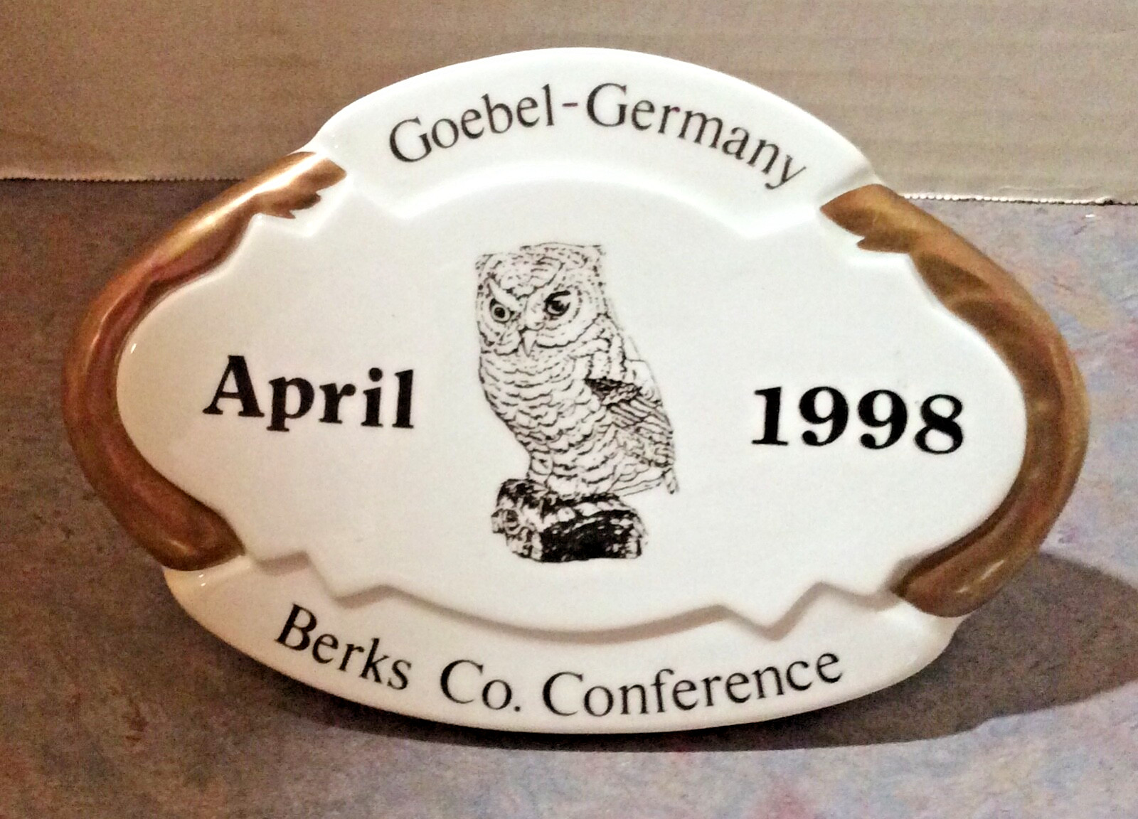 Vintage M.I. Hummel Authorized Dealer Plaque / Sign – Merry Wanderer & Berks Co.