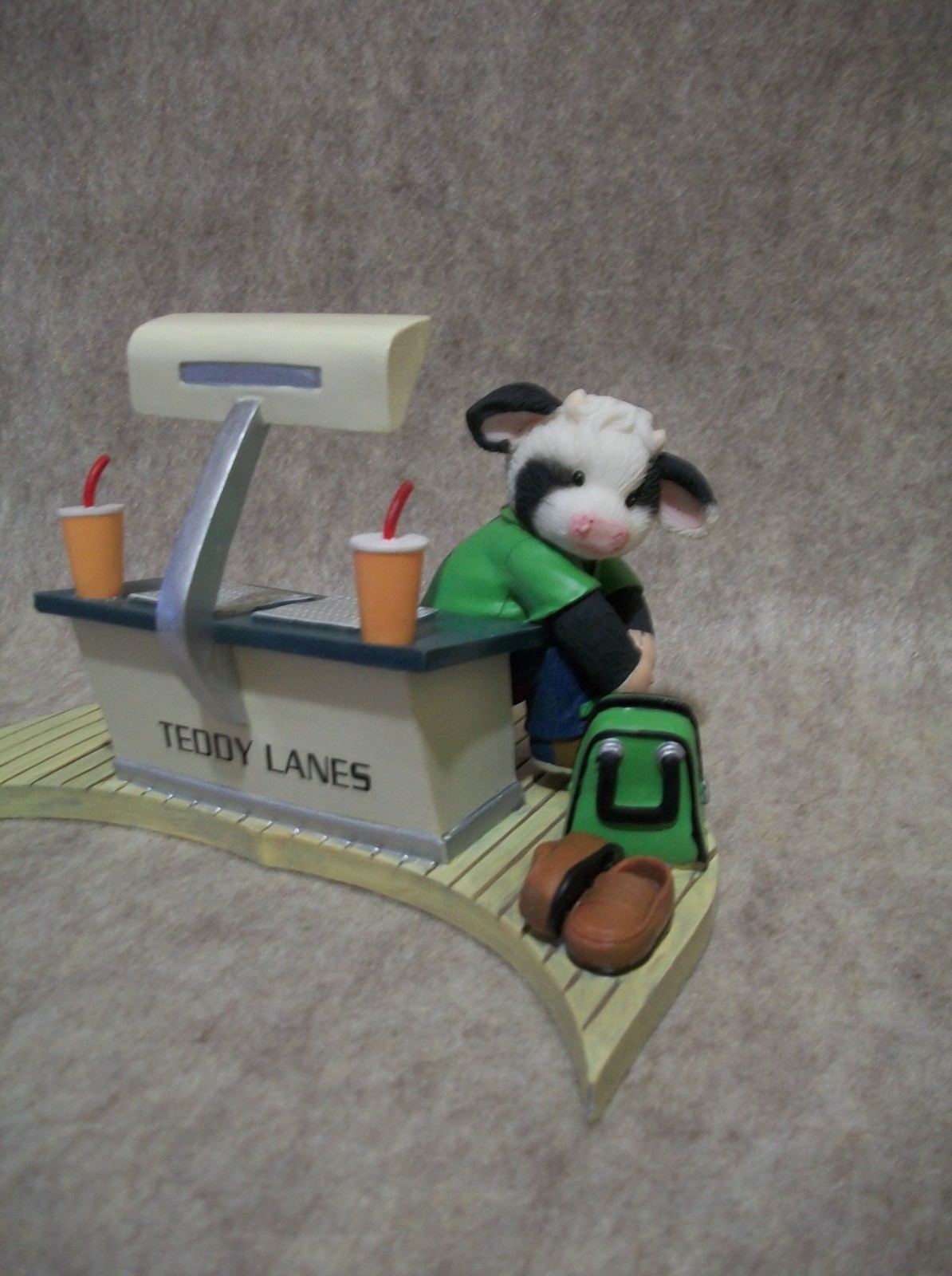 Lace’m Up Tight – Bowling – Mary Moo Moo Cow Figurine