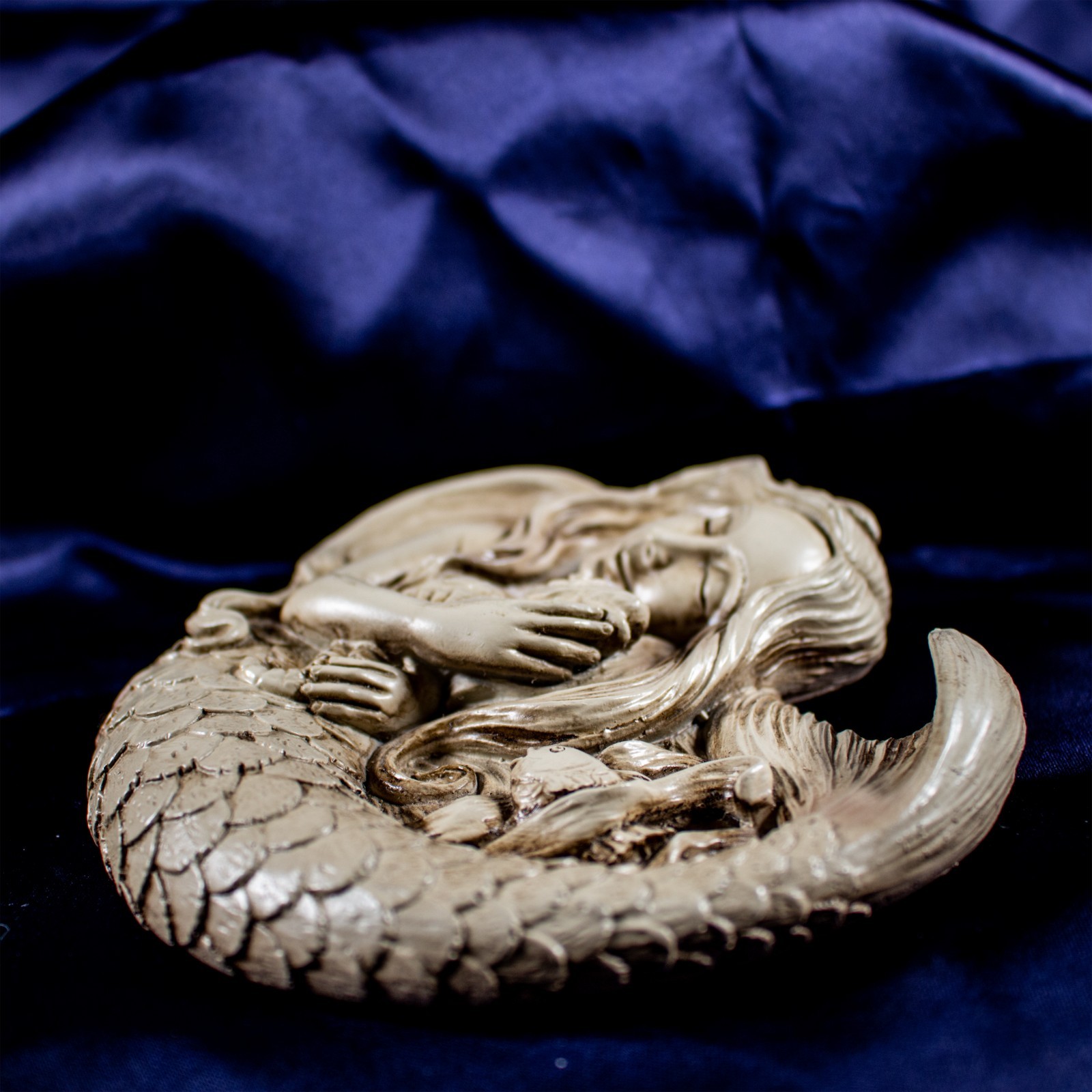 Vintage Oceana Mermaid Seahorse Fish Stone Cast Wall Plaque 5.5″L x 5″W