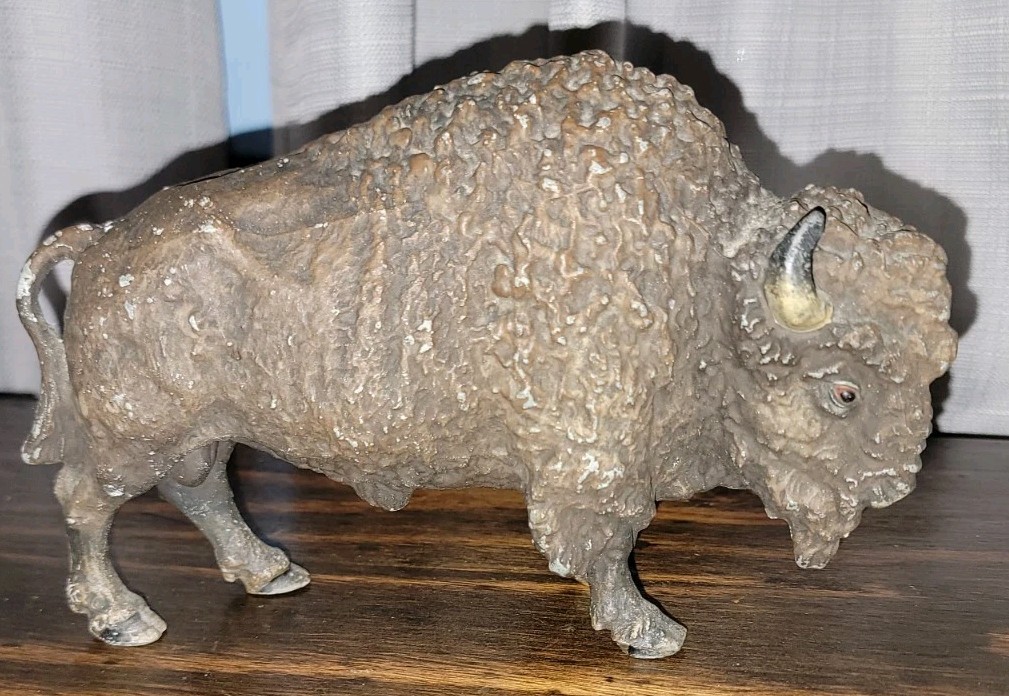 Vtg Cast Iron Bison Buffalo Figure Statue 8.25″ x 5.5″ Figurine