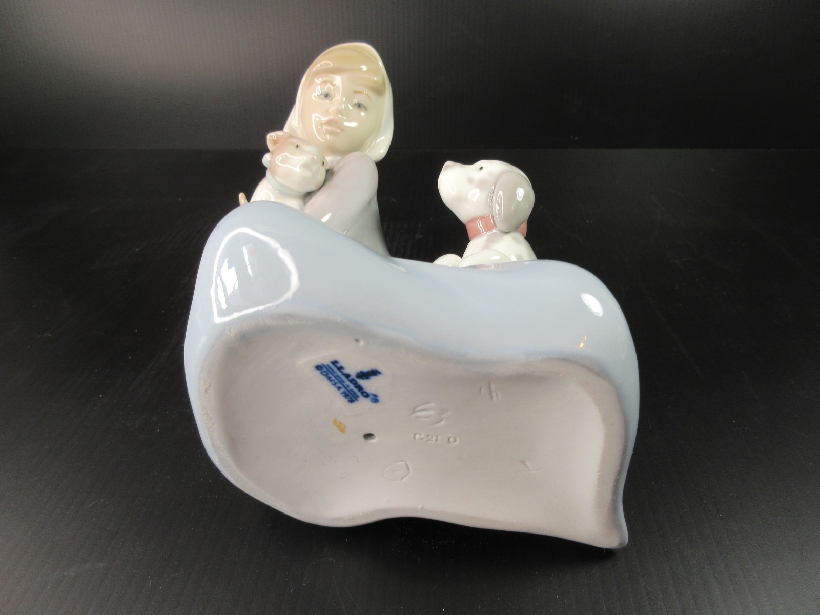 LLADRO “Little Friskies” Girl Holding Kitten Away From Dalmatian Puppy EUC