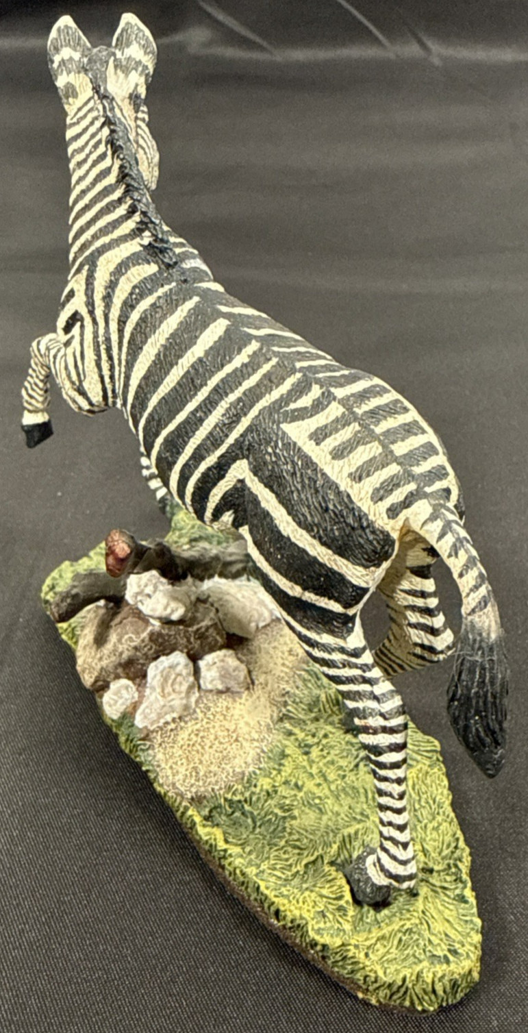 Franklin Mint 1987 Equus Zebra Wildlife Preservation Figurine