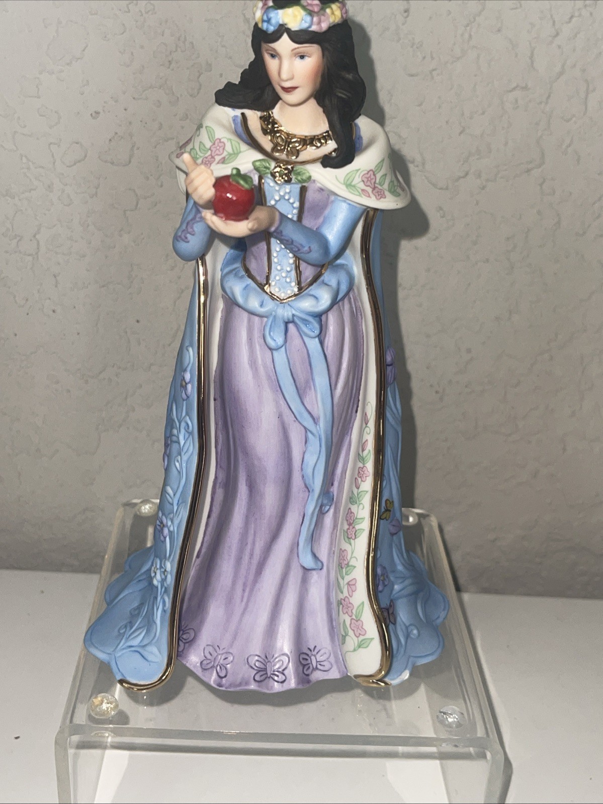 As Is ~ Lenox legendary princess figurines – Snow White Swan Pocahontas Gwinvere