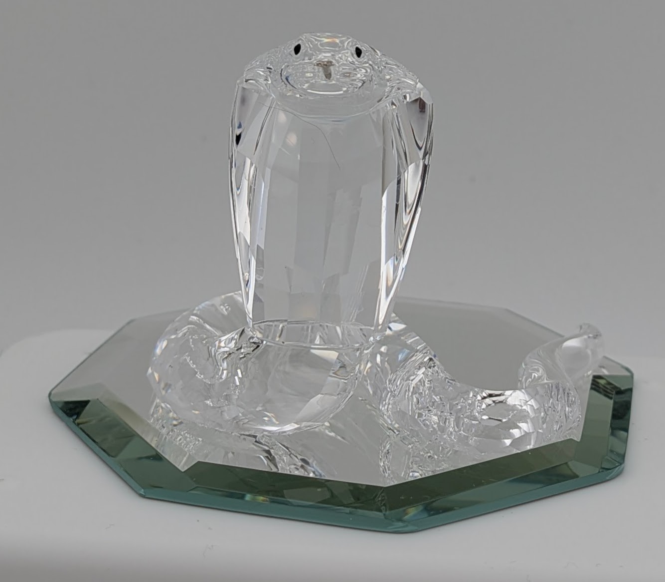 Swarovski Cobra Welcome Year Of The Snake Figurine 7603 NR 000 003 MIB