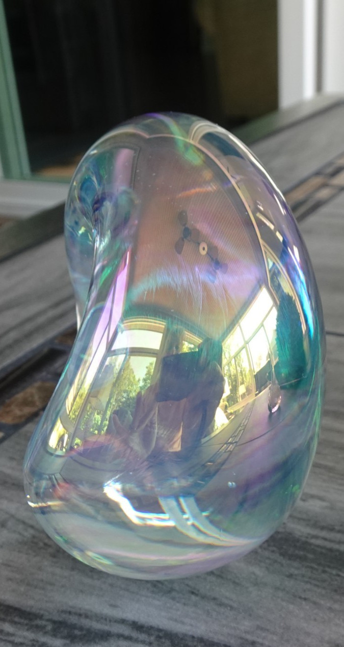 1998 Robert Eickholt Iridescent 4″ Pinch Art Glass Sculpture Paperweight