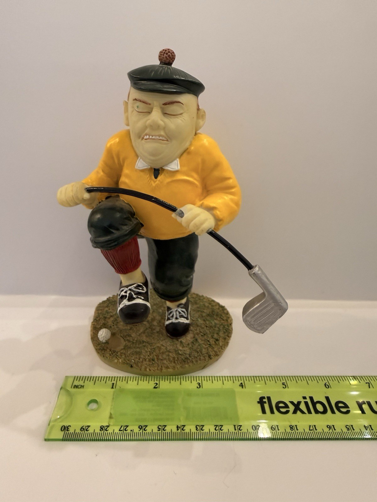 Funny Frustrated Golfer – Polyresin Golf Decor 7¼” Tall, One Broken Finger