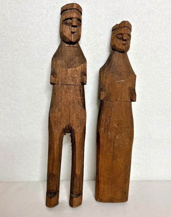Vtg Hand-Carved Primitive Folk Art Woman Man Pair Wooden Statue Rustic Figurines