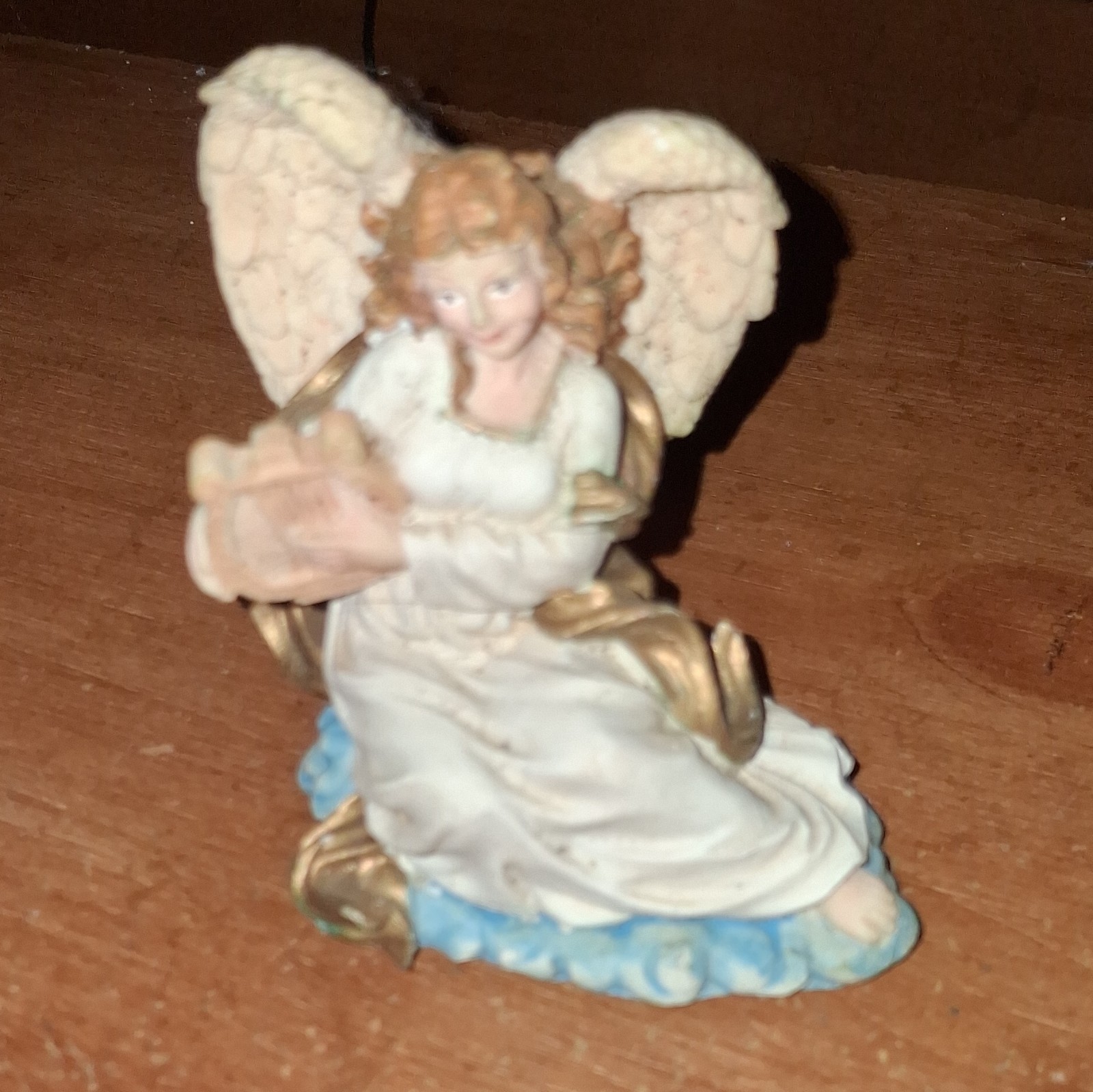 Vintage Christmas Choir Angels Ceramic Figurines Set of 3 White Gold, 6.5 Inch