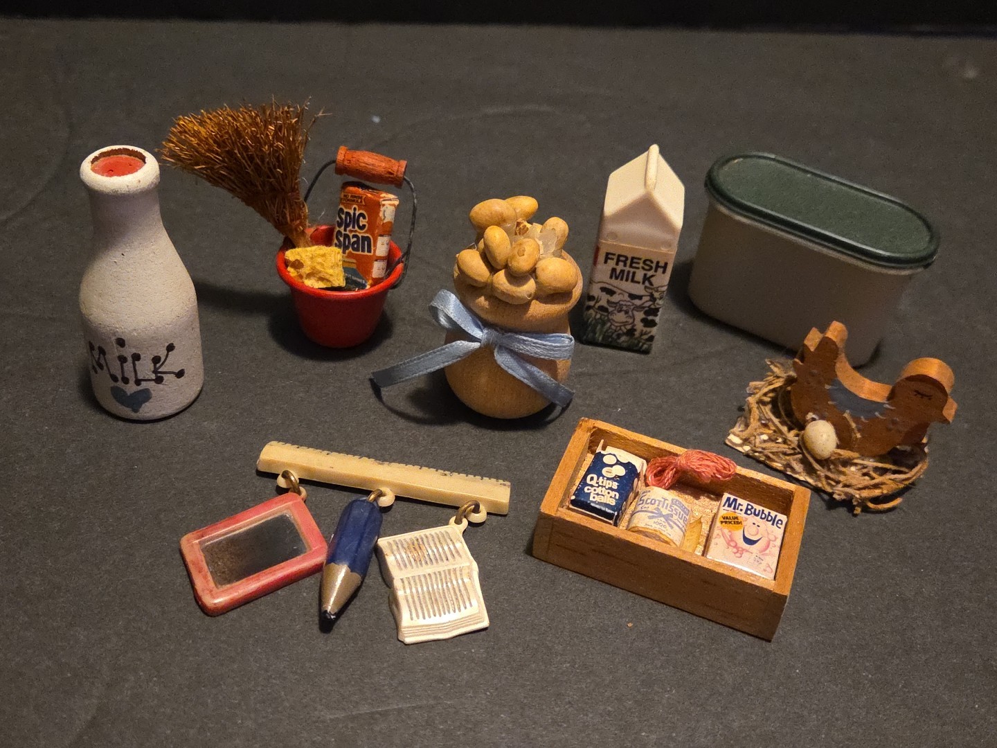 Lot Various Miniatures Milk Cleaning Bucket Mr Bubble Wall Decor Chicken Potatos