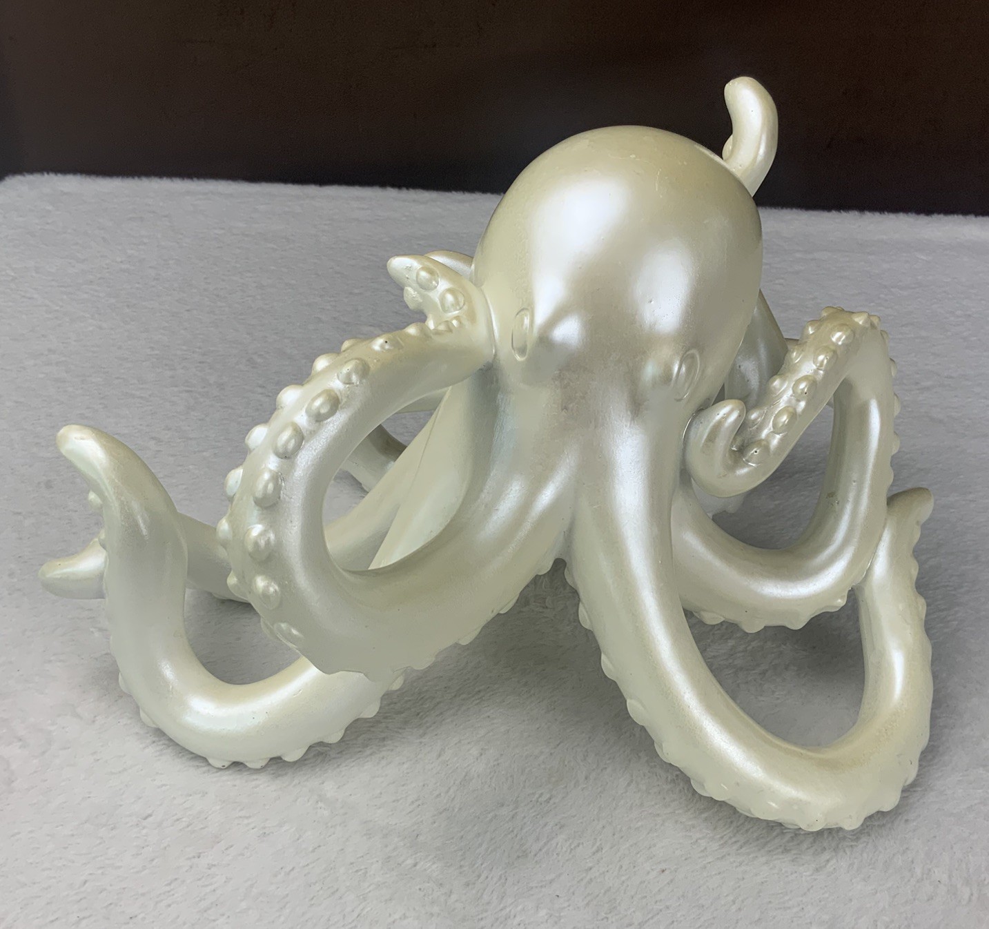 Pearl White Octopus Polystone/Resin Nautical Sculpture 6.5″ x 11.5″