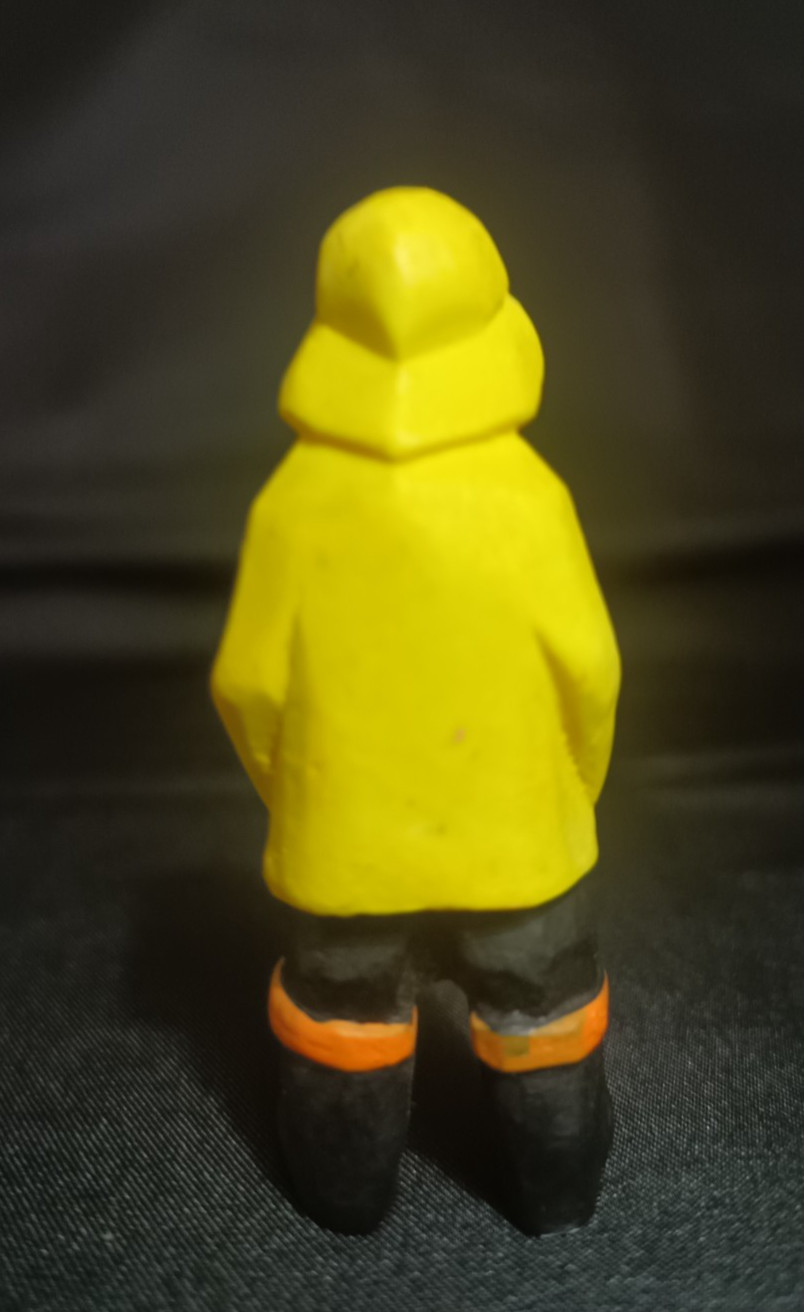Resin Sailor Statue Yellow Raincoat 2.5″ Carving Figurine Nautical Maritime⚓