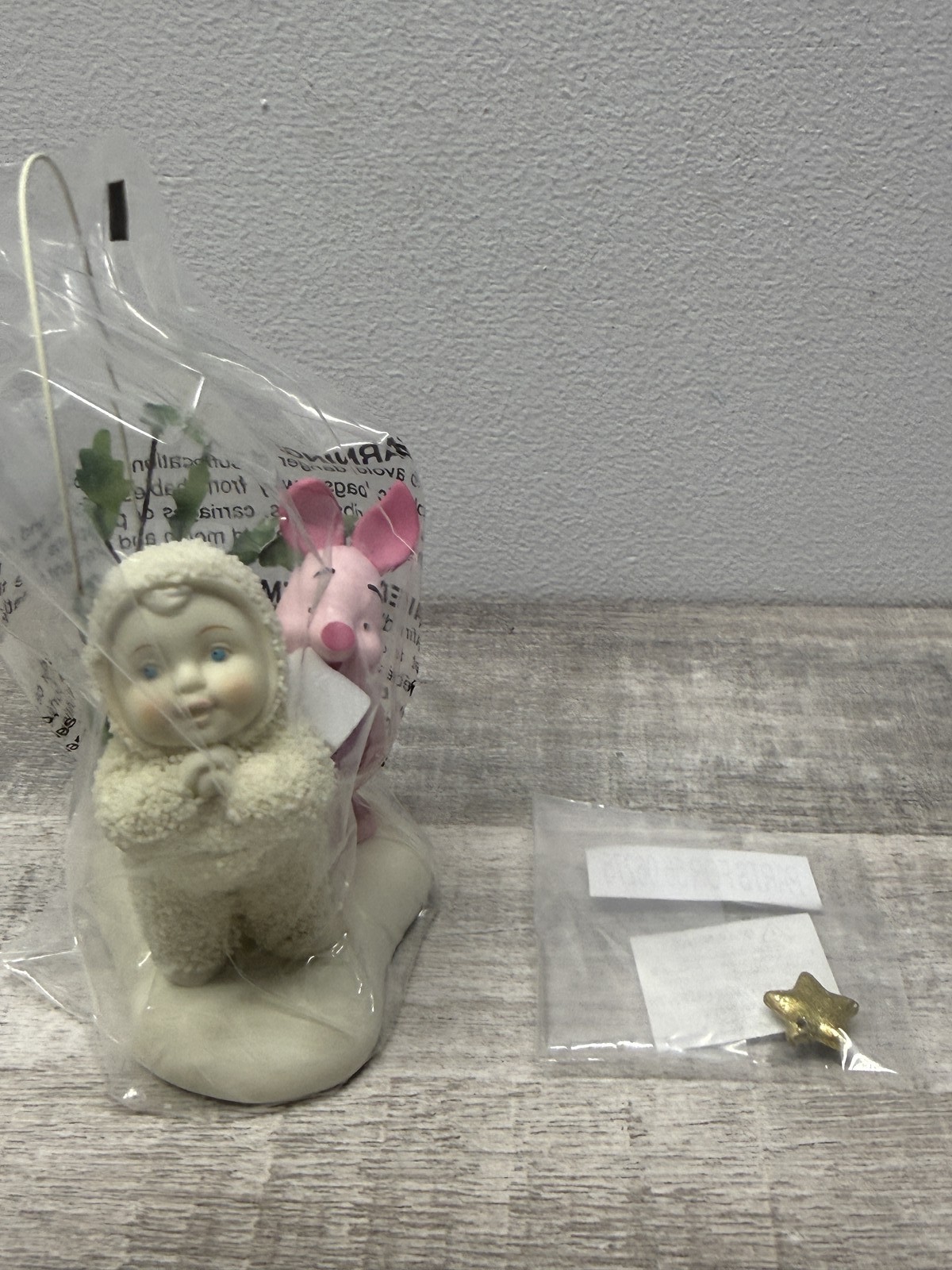 Snowbabies “Wish Upon A Star” Figurine Disney Piglet Ornament F3064541 NEW