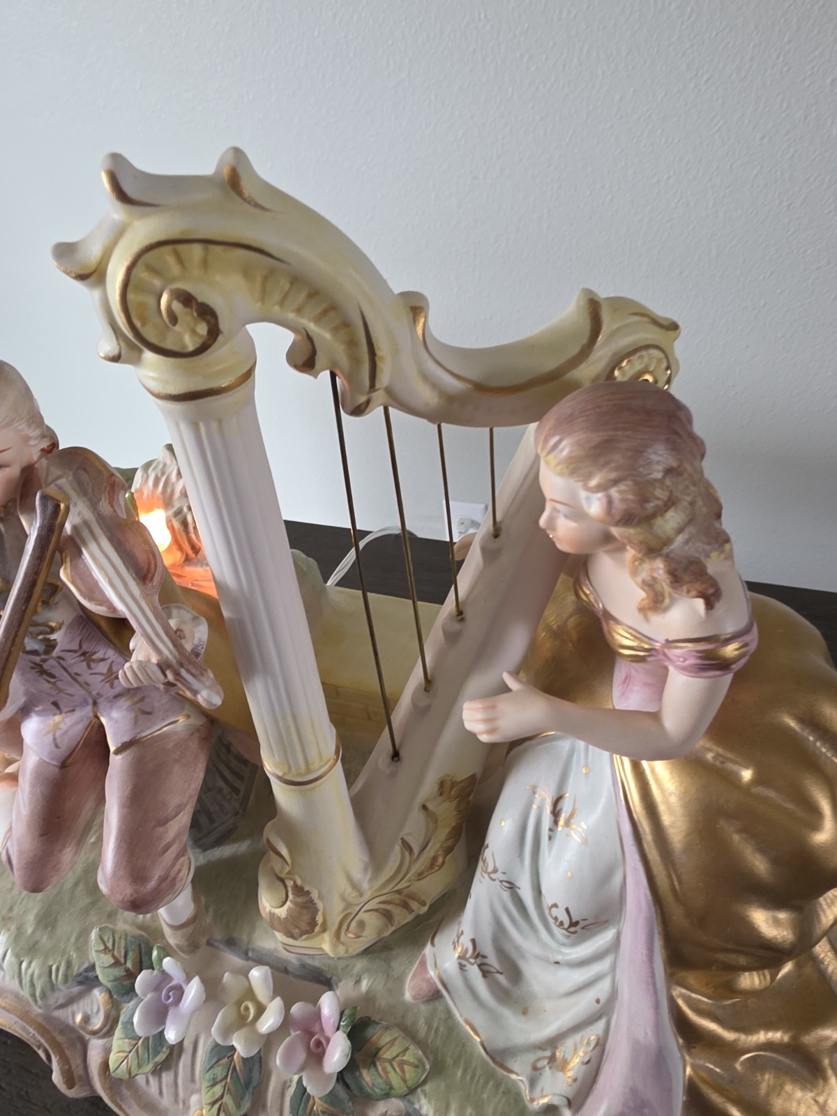 Lenwile Ardalt Porcelain Figurine Lighted Lamp 11 X 15X8.5