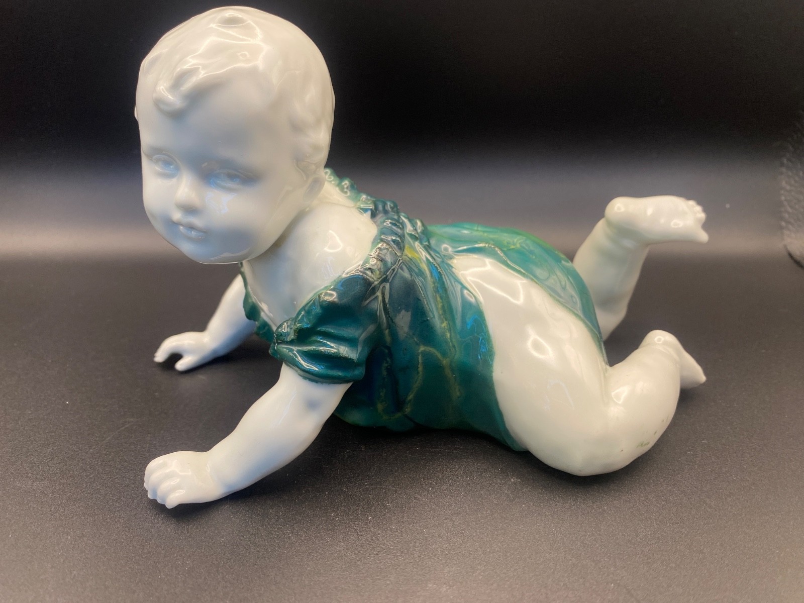 Gebruder Heubach RARE Glazed Piano Baby porcelain figurine 1915 /0707