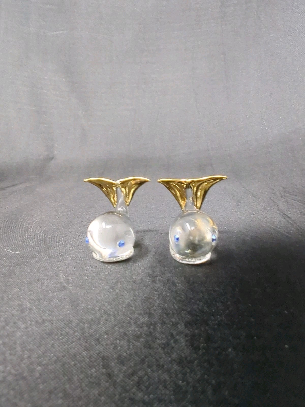 2 Mini Clear Glass Whale Figurines Gold Detail Blue Sparkly Eyes Ocean Figures