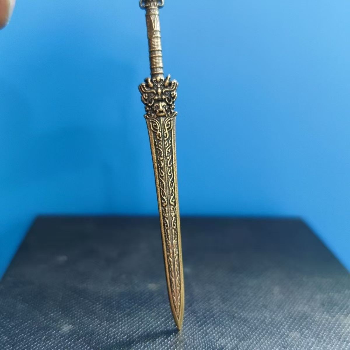 8cm Retro Brass Ancient Chinese Fengshen Han Sword Model Pendant