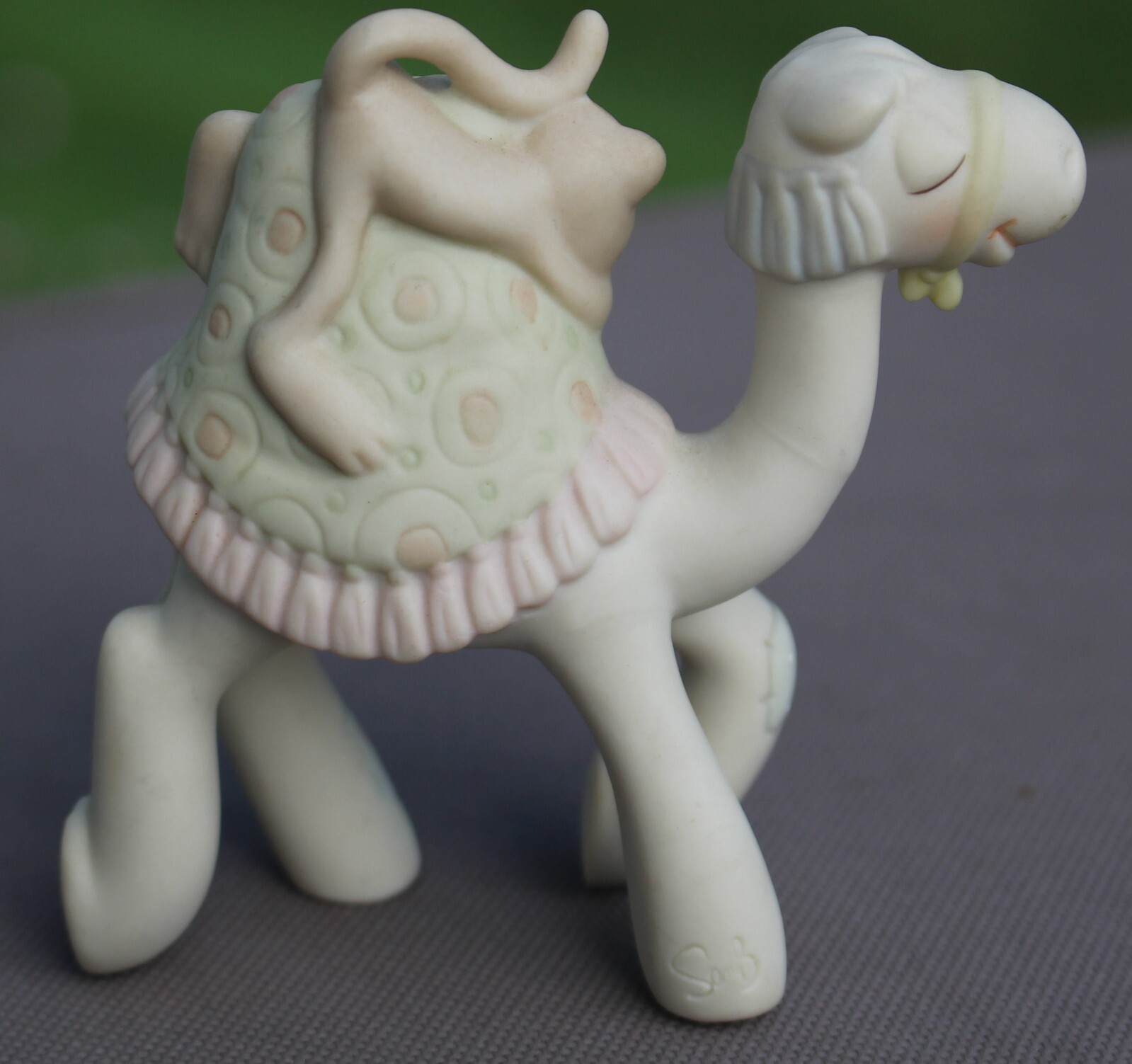 Precious Moments 1993 “Hope You’re Over the Hump” Figurine # 521671 camel monkey