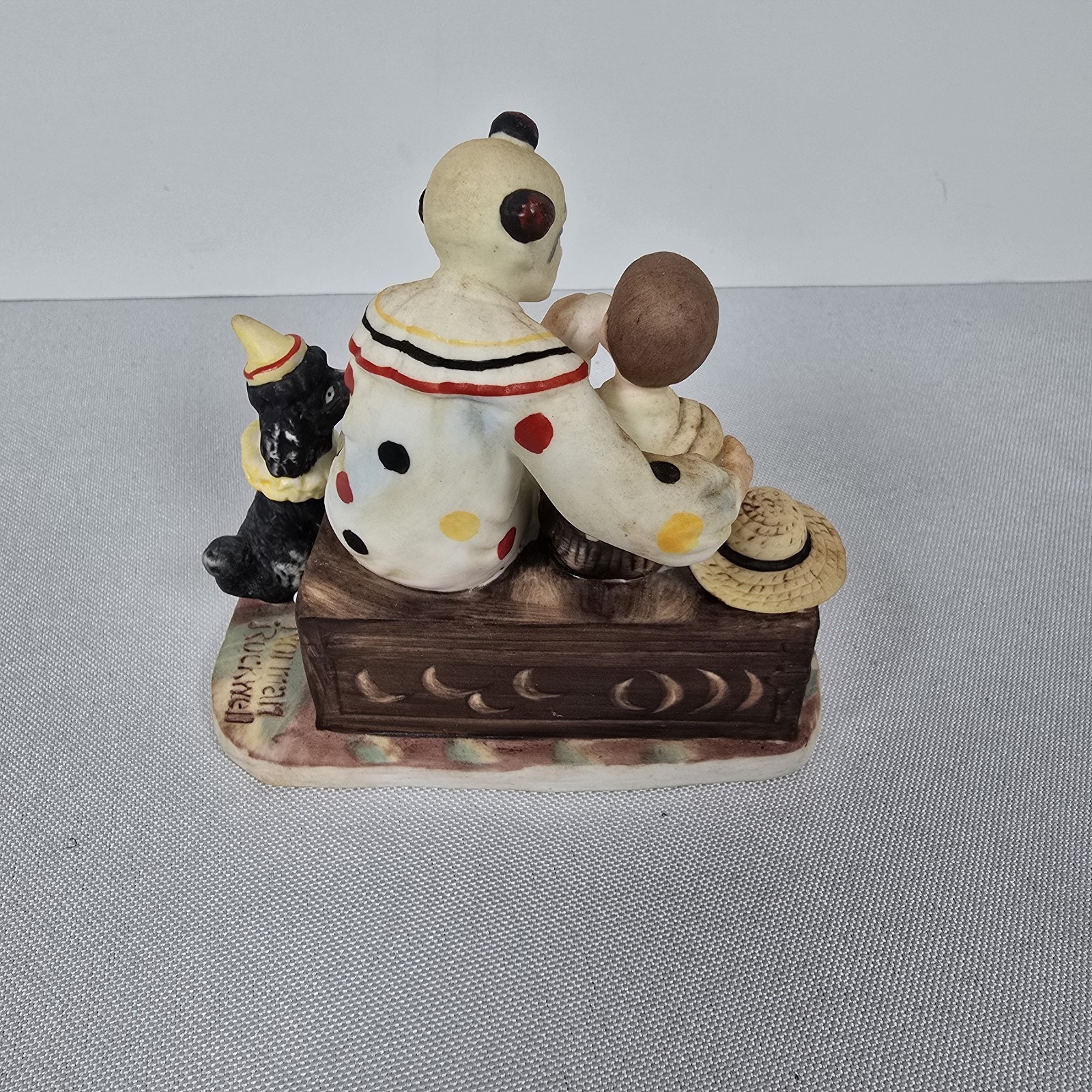 Gorham The Runaway Clown Figurine Saturday Evening Post Norman Rockwell -w/ box