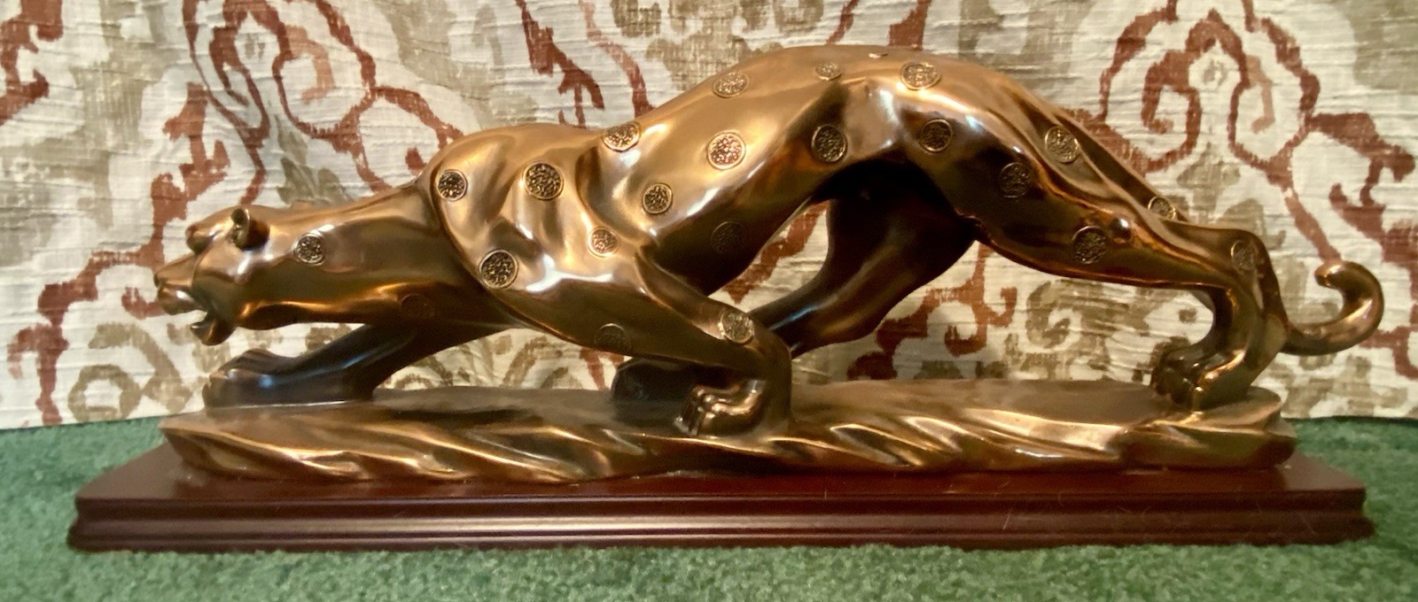 MCM Stunning Wild Leopard Design Statue Brass Cheetah Sculpture Alarming Panther