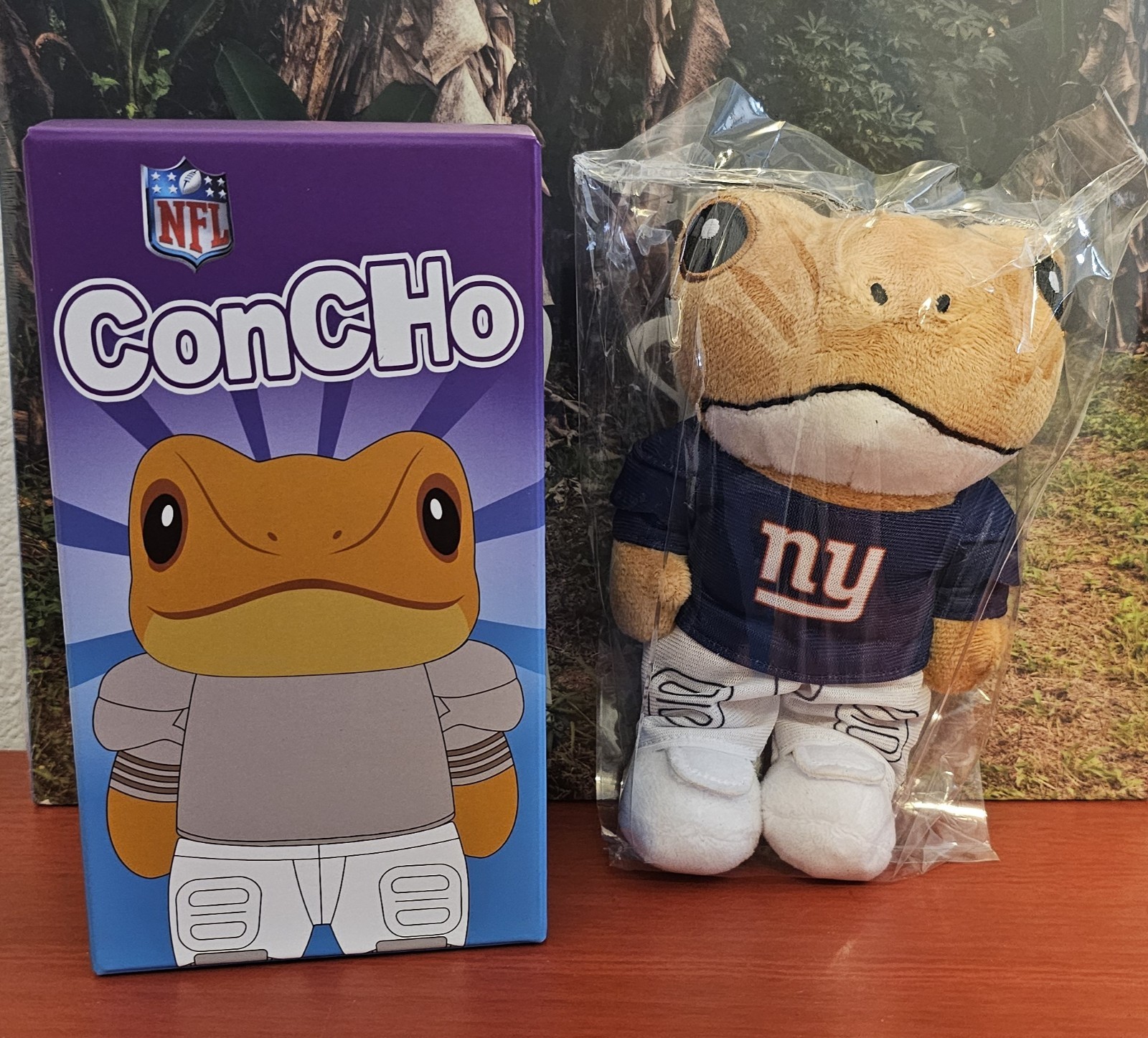 SOLD OUT Bad Bunny NFL New York Giants Sapo Concho *****IN HAND*****