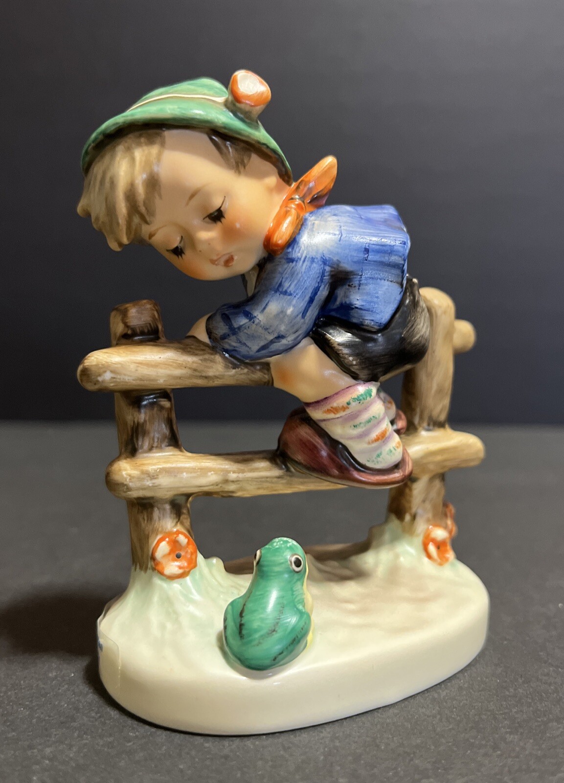 Goebel Hummel Retreat to Safety Boy Fence Frog Full Bee 1948 4 1/8 In.