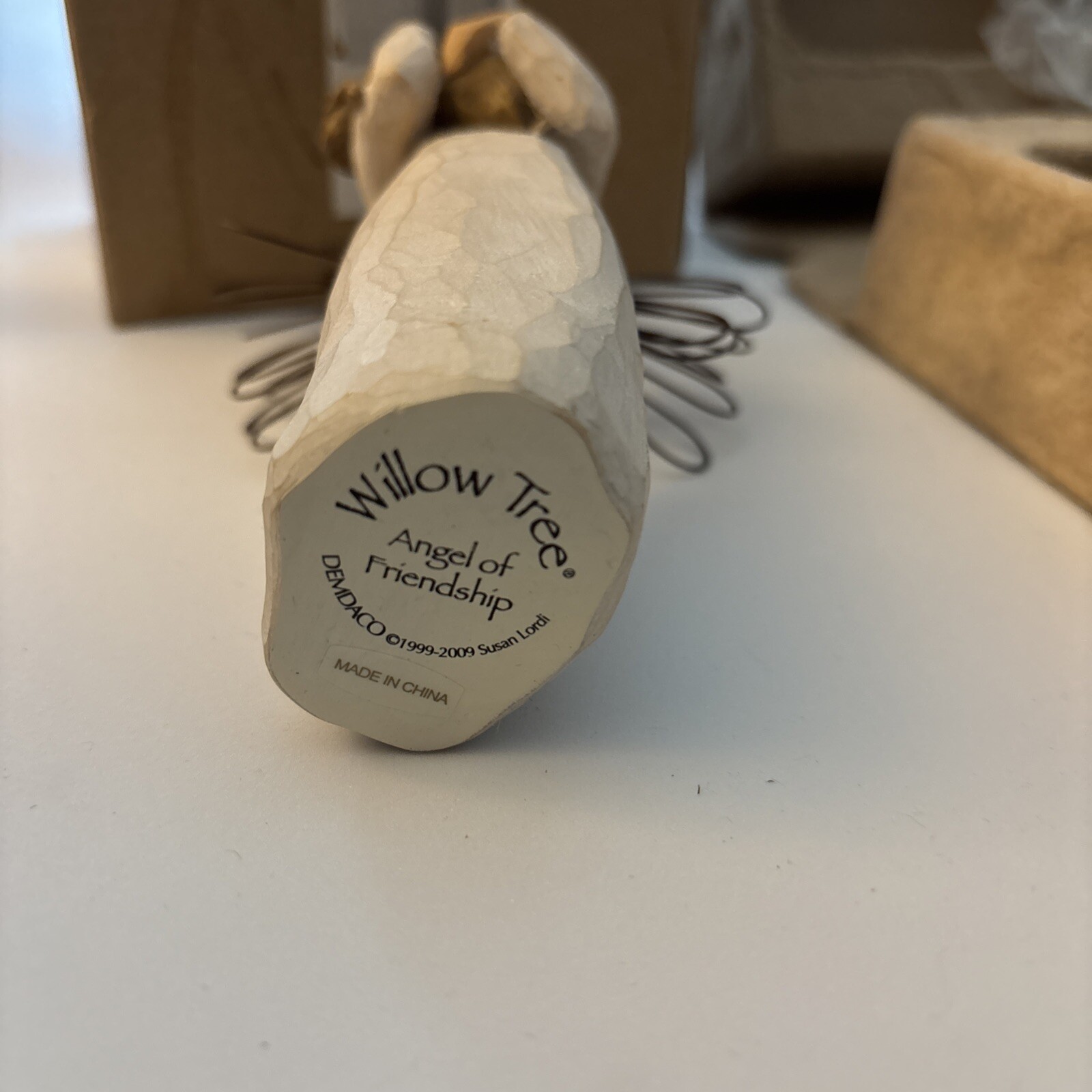 Demdaco Willow Tree Angels Angel Of Friendship – Boxed 8530174 Free Shipping