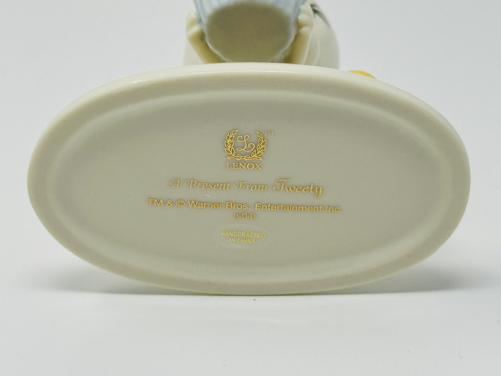 Lenox Tweety Bird A Present from Tweety JUNE Cupcake Birthday Birthstone