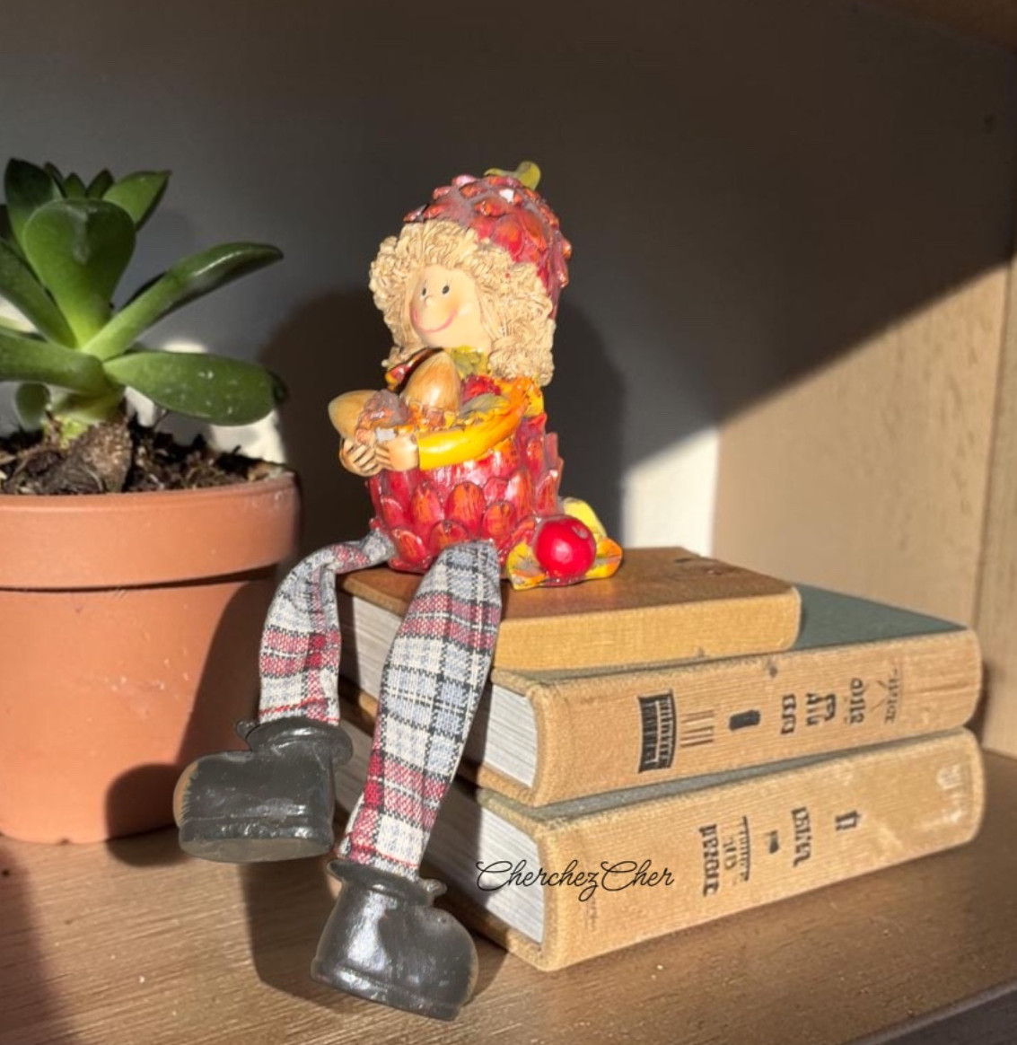 “Autumn Girl – Pine Cone” Shelf Sitter 6” Doll Resin & Fabric Figurine