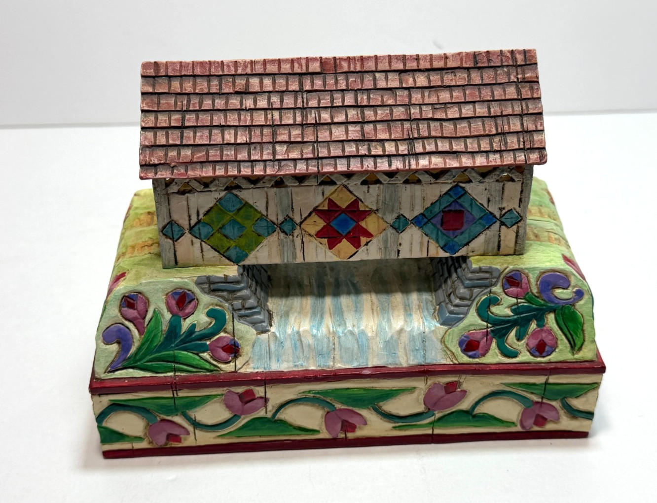 2004 Enesco Heartwood Creek by Jim Shore Shelter Across the Creek Covered Bridge