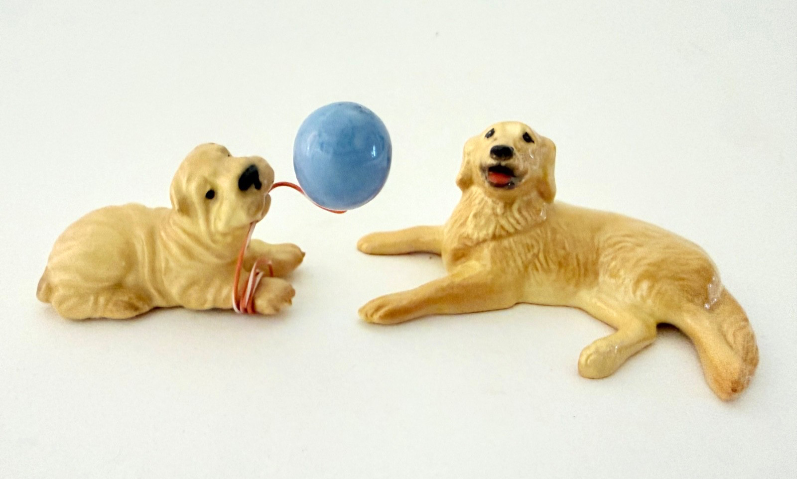 VTG Hagen Renaker Mini Golden Retriever Shar Pei Blue Balloon 2 Dog Figurines