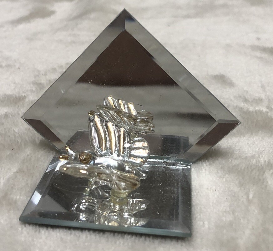Glass Butterfly With Mirror Mini Figure Clear/Gold 1.5×3” NEW