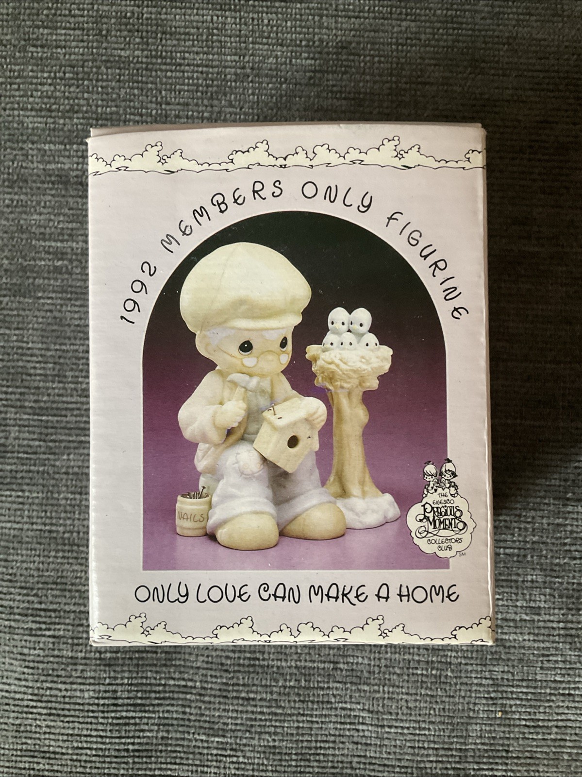 Precious Moments ONLY LOVE CAN MAKE A HOME PM921 G-Clef Mark 1992