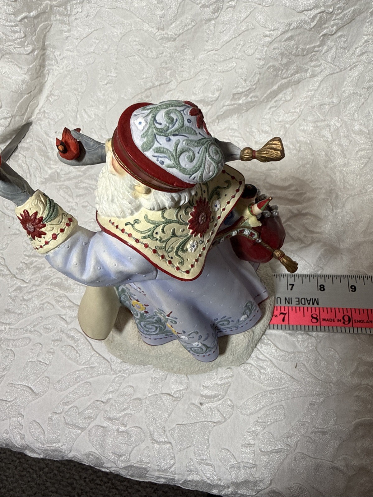 Lenox 2016 A Xmas Traveler Santa Figurine By Lynn Bywaters w/ Cardinals Vintage