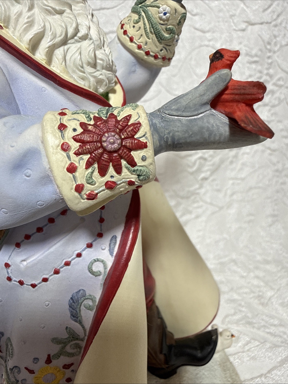 Lenox 2016 A Xmas Traveler Santa Figurine By Lynn Bywaters w/ Cardinals Vintage
