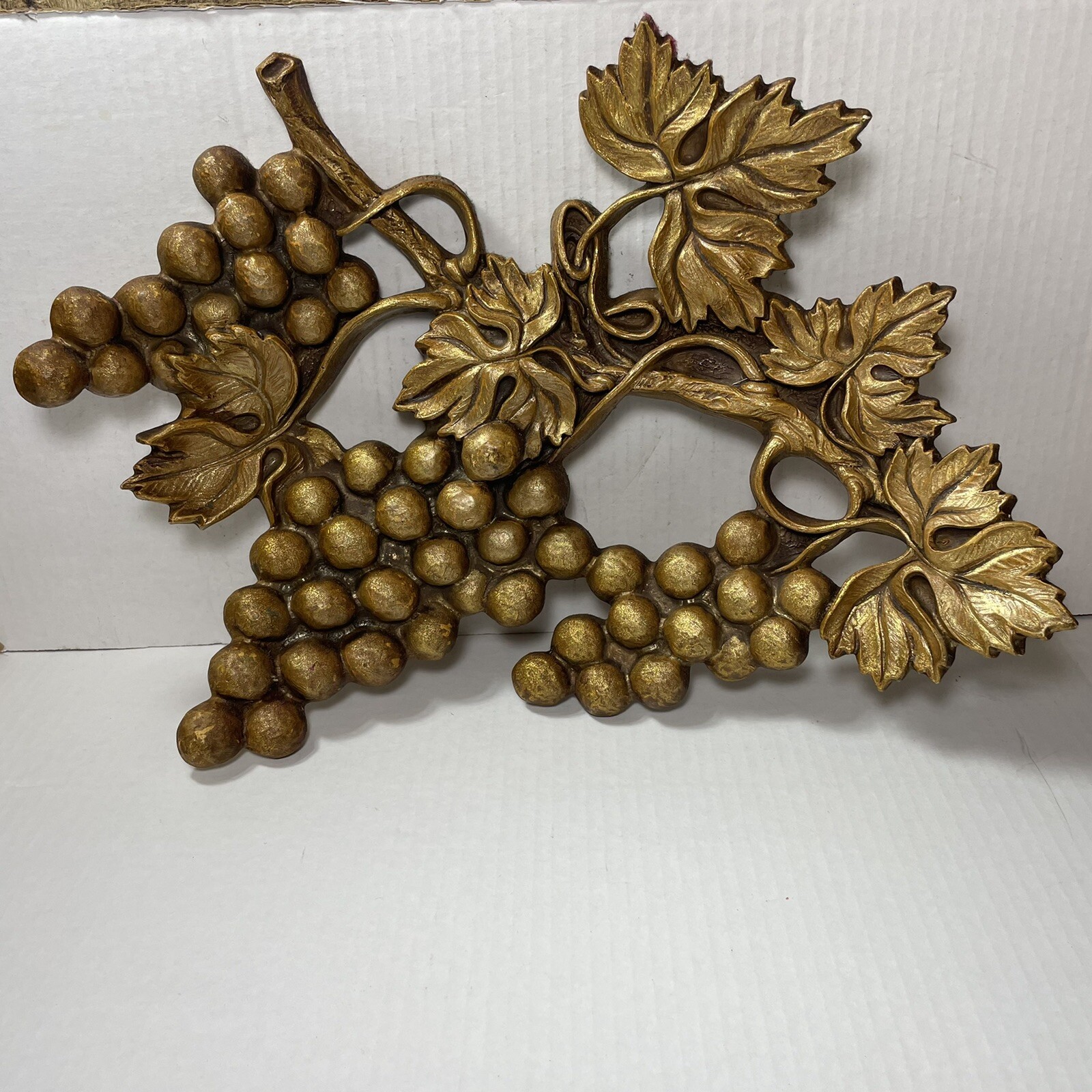Vintage Miller Grapevine Studio Wall Hanging Plaque Metallic 1974 15 3/4” Long