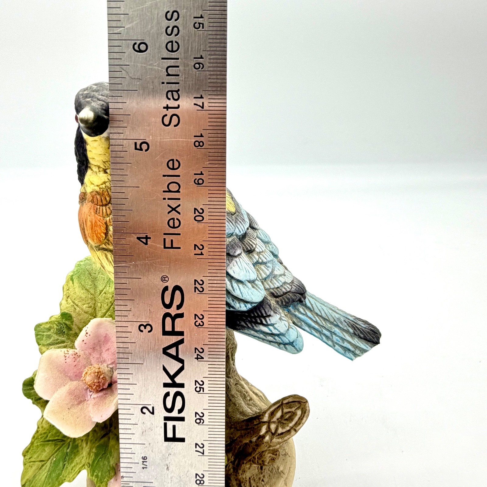 VTG Hand Painted Bisque Bird on Stump with Dogwood Flower Figurine Taiwan 5.5″