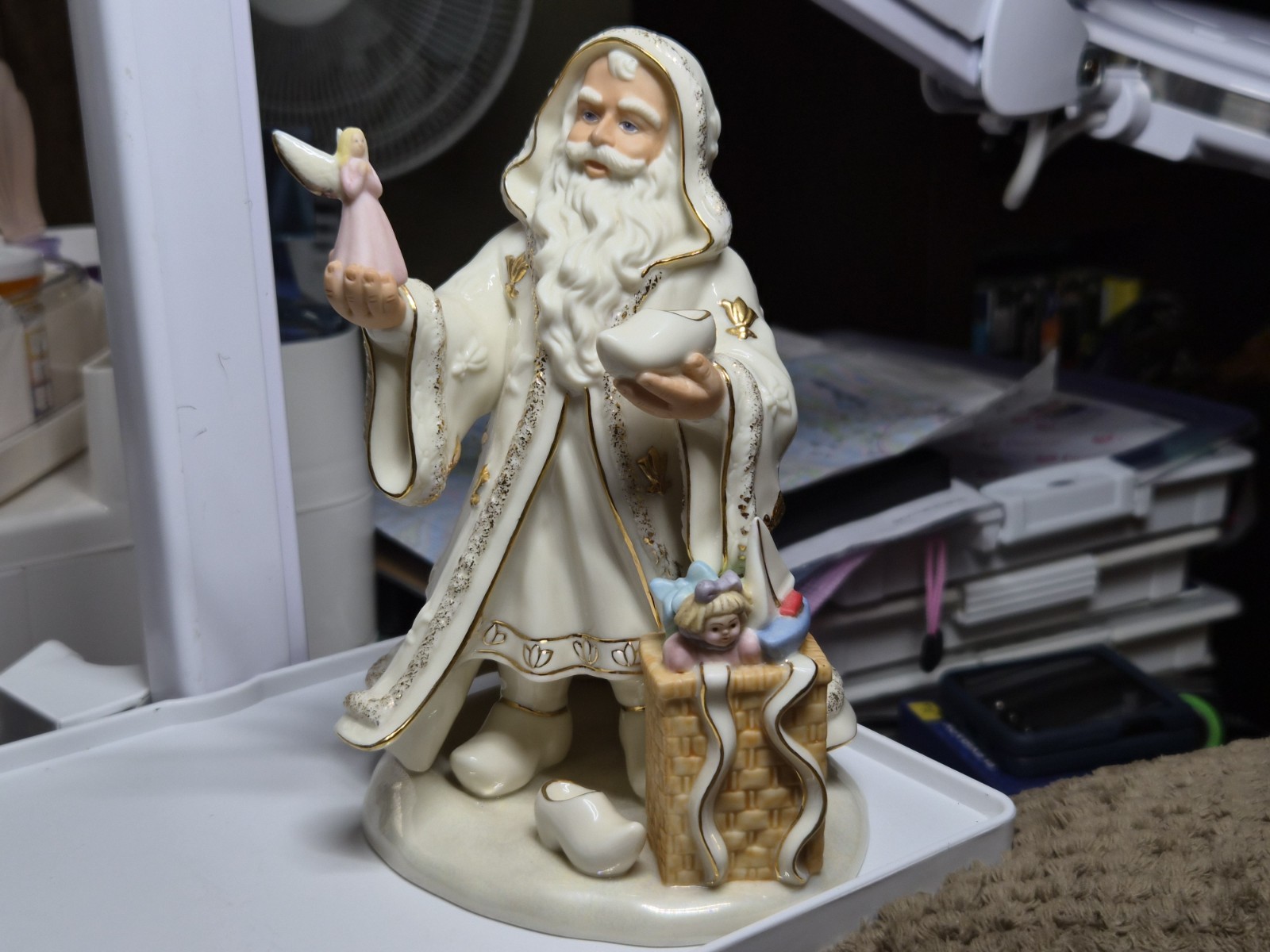 The Lenox Classic Pere Nole Santa Sculpture NO LONGER AVAILABLE FROM LENOX VERY