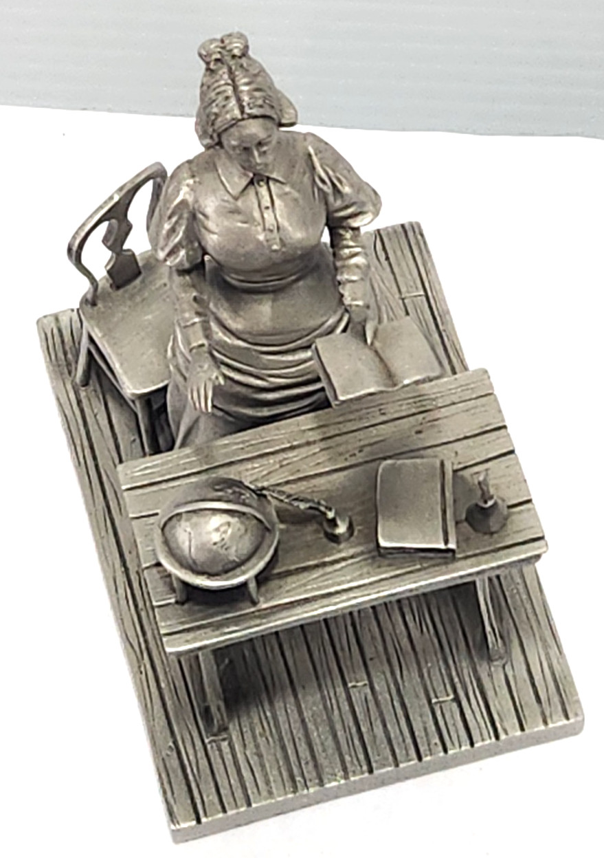 1977 Fine Pewter THE SCHOOLMARM Franklin Mint Who Made America Ron Hinote Figure